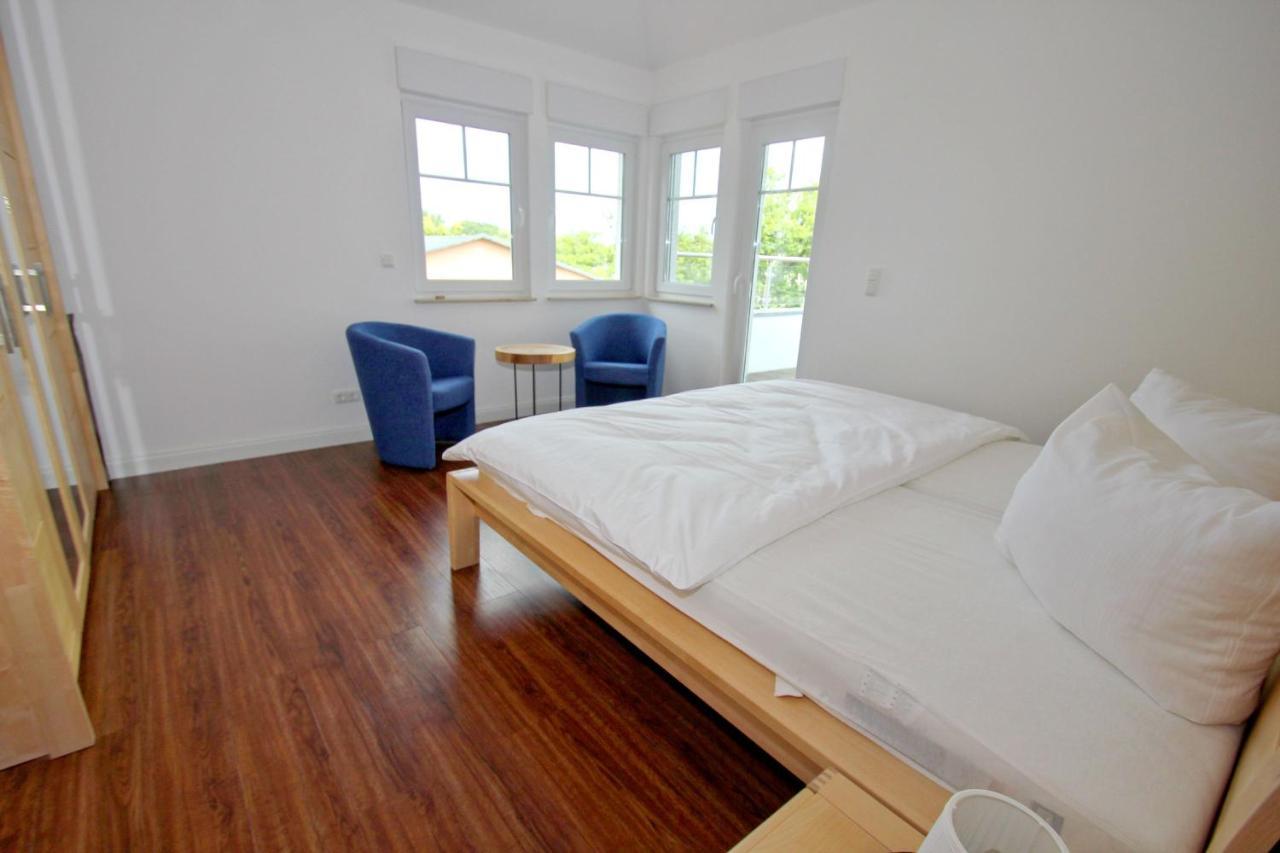 Hafennahe Penthousewohnung Mit Meerblick - Hafenresidenz Lauterbach Fewo 2-7 المظهر الخارجي الصورة